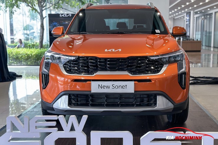 Kia sonet với lưới tản nhiệt mũi hổ