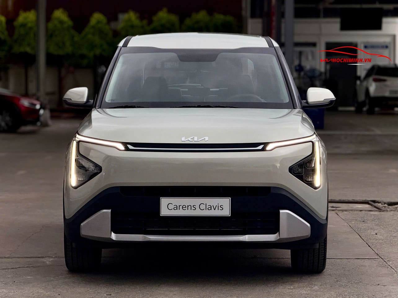 Kia Carens Clavis